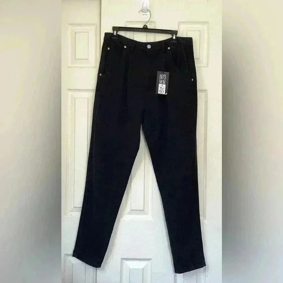 NWT Refuge Denim 80’s Mom Jean  SIZE 9 - Picture 1 of 9